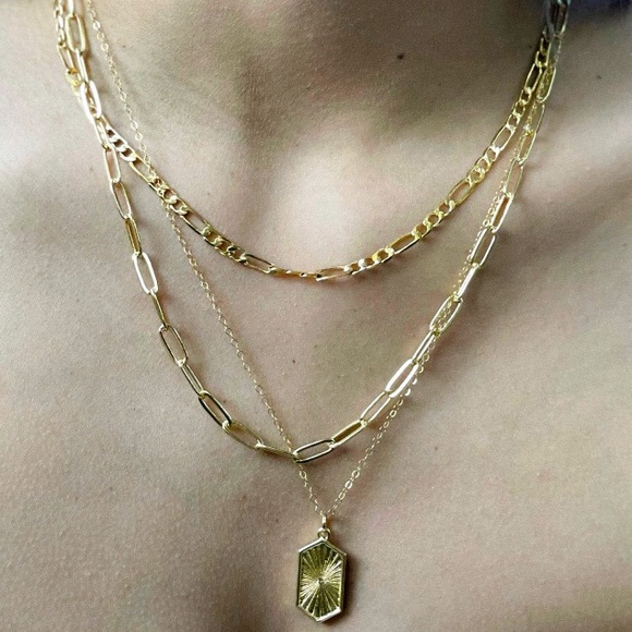 Paper Clip Necklace | 14k Gold Filled - Picture 7 of 8